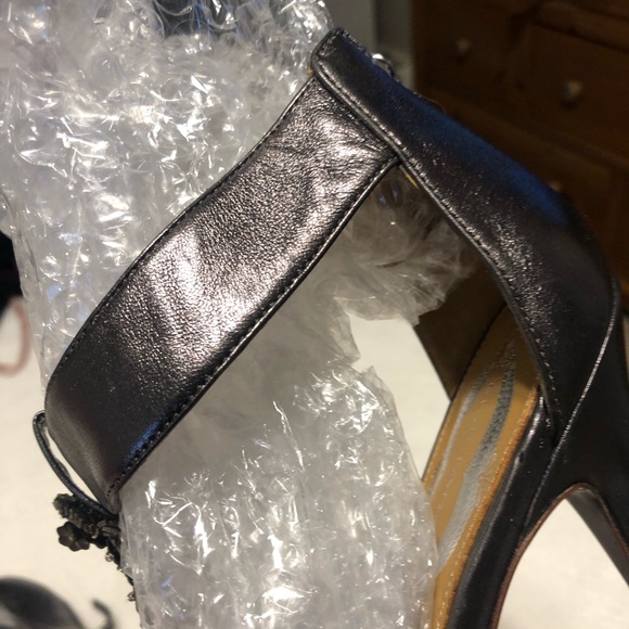 🌺Elie Tahari leather and embellished stilettos - Picture 11 of 12